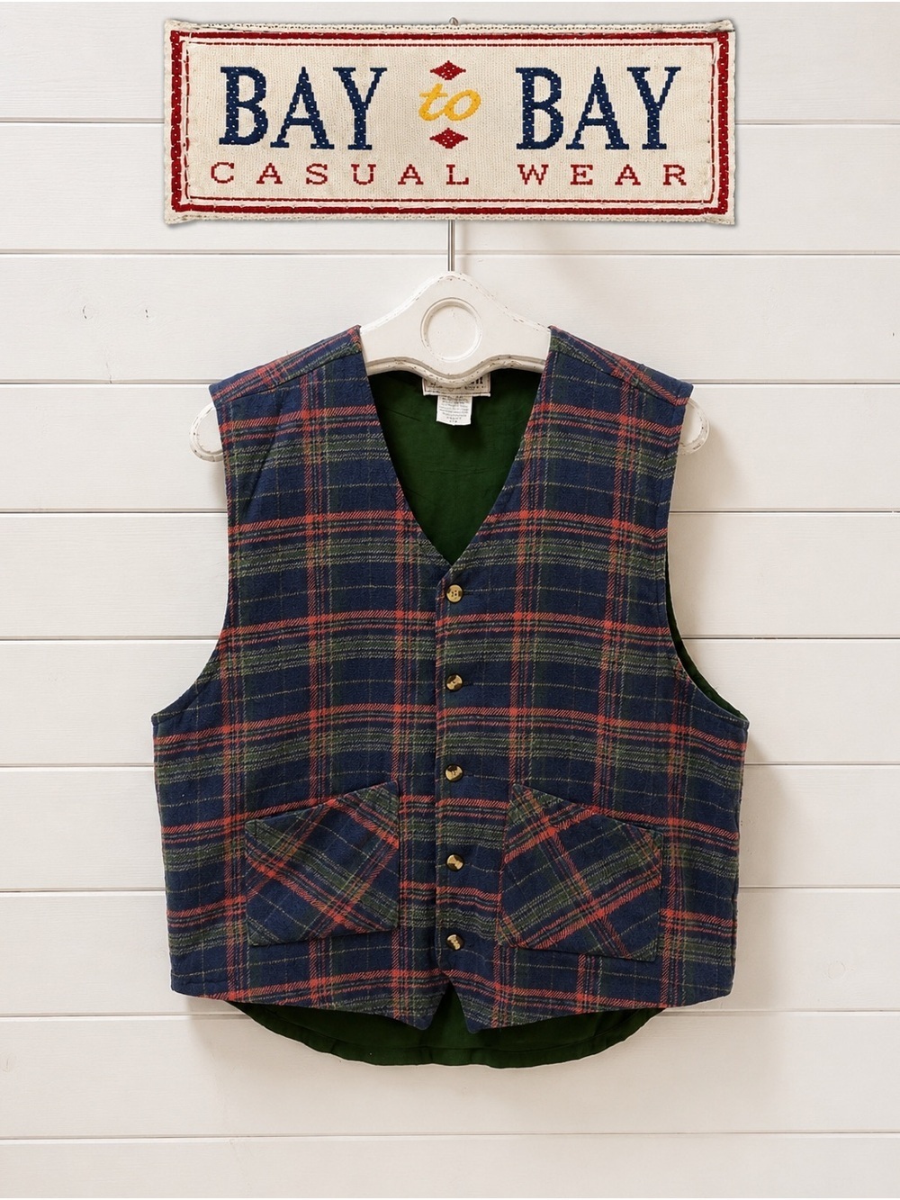 BAY TO BAY Casual Wear Plaid Vest – Size L/G